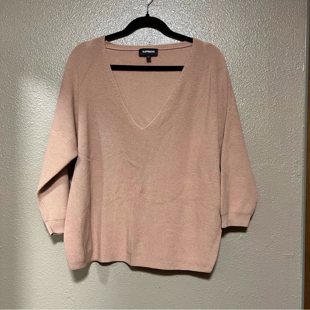 Express Dusty Rose V-Neck Knit Sweater 3/4 Sleeves Cozy Ribbed Dressy Casual - Picture 2 of 4